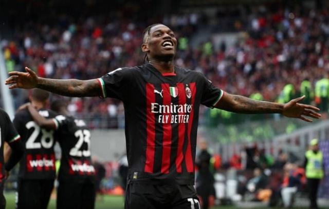 开云APP下载-马尔蒂尼谈米兰怎么帮从前的莱昂成为现在的莱昂